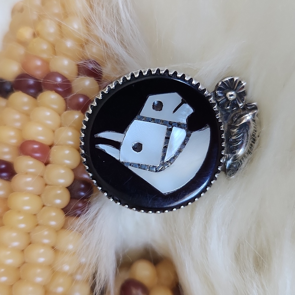 Adorable Vintage Native American Zuni Inlaid Horse Brooch 🖤🐴🤍